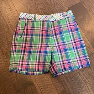 Comfortable and breathable golf shorts